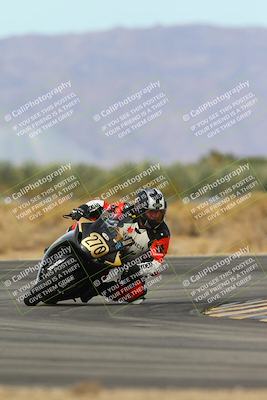 media/Feb-07-2025-CVMA Friday Practice (Fri) [[7034960ba2]]/3-Racer 3-NRS/Session 4 (Turn 16)/
